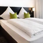 Hotel Au By Wmm *